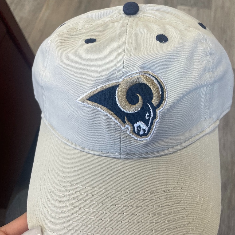 Rams hat !!